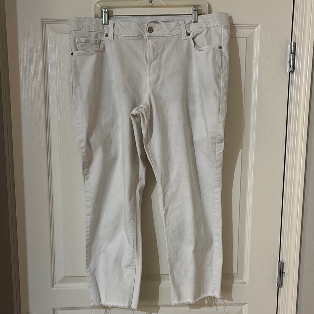 Old Navy White Straight Leg Jeans